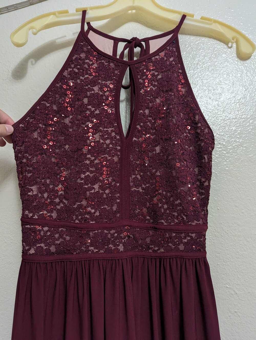 Morgan & Co. Burgundy Sequin Lace Maxi Formal Bridesmaid Dress